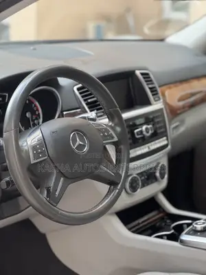 Mercedes-Benz M Class ML 350 4Matic 2013 Blue