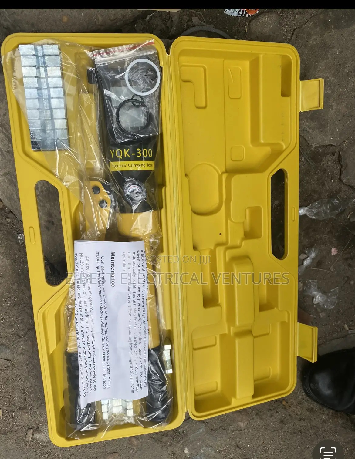 Lugging Machine