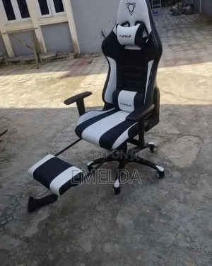 Gaming Chair With Headrest