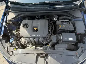 Hyundai Elantra 2018 Blue