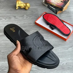 Classic Slide Sandal
