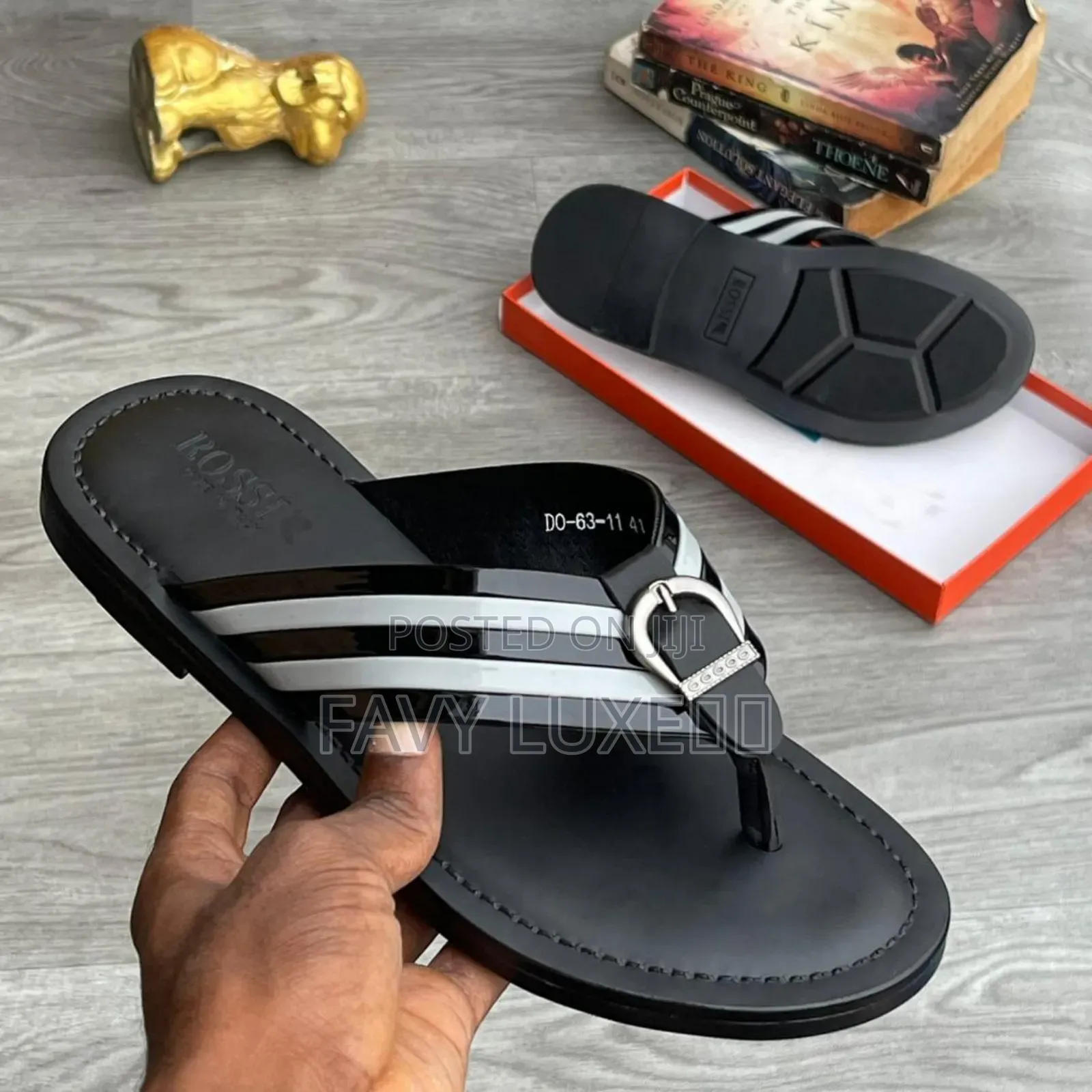 Classic Slide Sandal