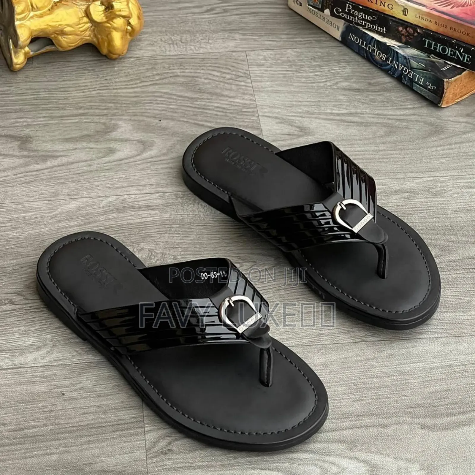 Classic Slide Sandal