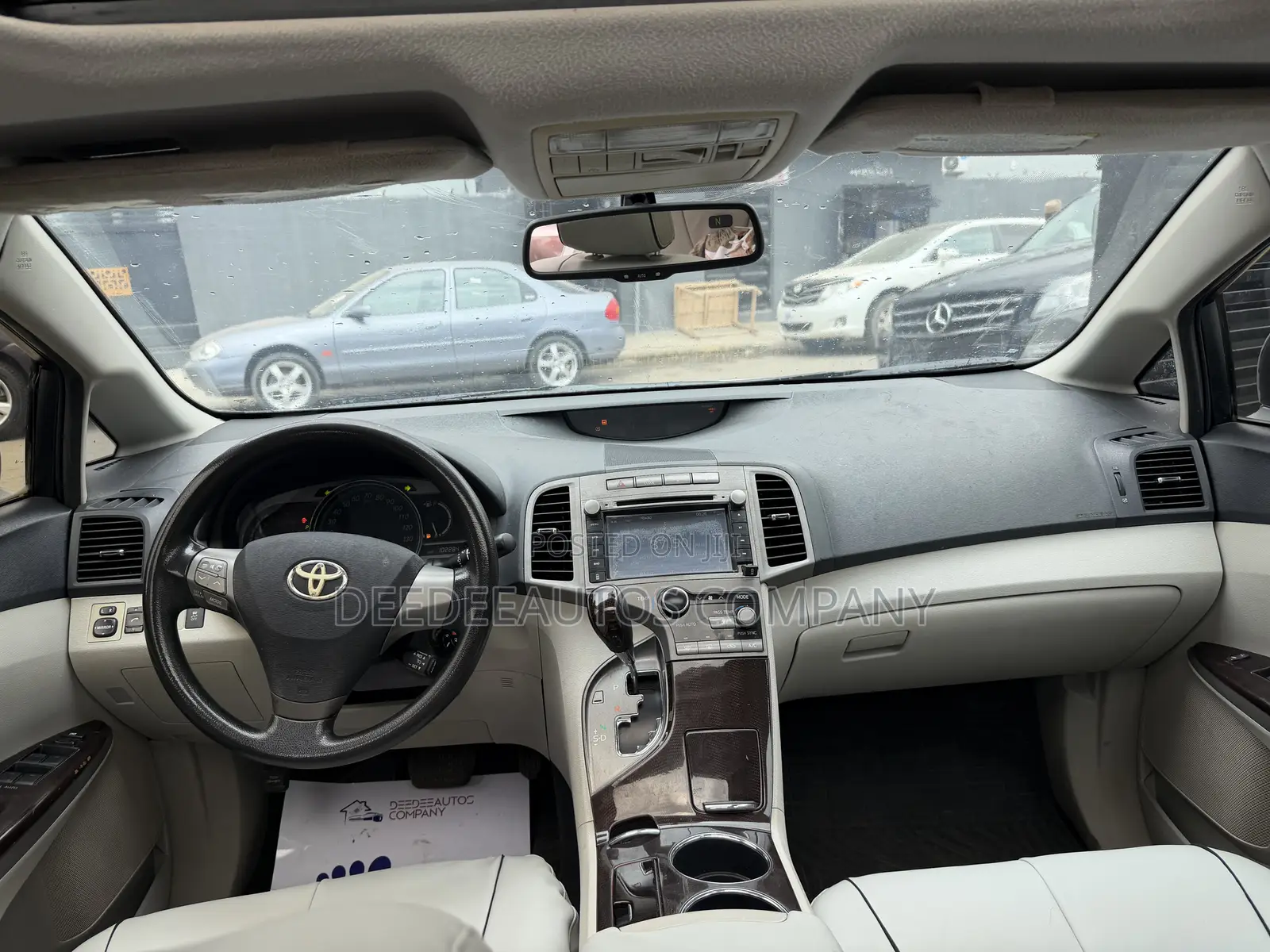 Toyota Venza AWD 2010 Silver