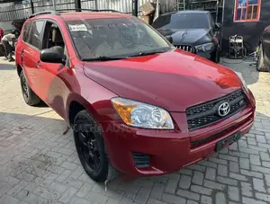Toyota RAV4 2012 Red