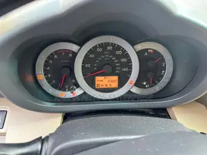 Toyota RAV4 2012 Red