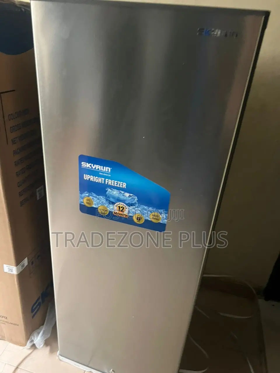 Kyrun Upright Freezer 185l – Space-Saving Efficient