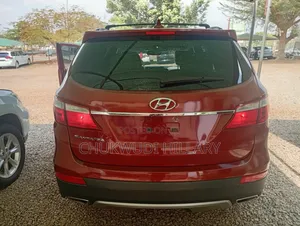 Hyundai Santa Fe 2015 Red