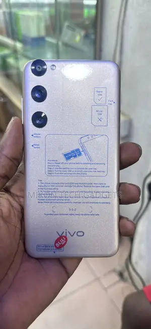 Vivo Y19s 128 GB Gold