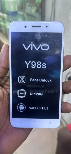 Vivo Y19s 128 GB Gold