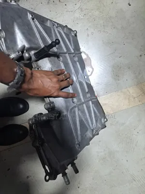 Tokunbo Range Rover Sport 2014 Super Charge Coolant Cover