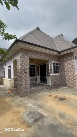 3bdrm Bungalow in Eneka for sale