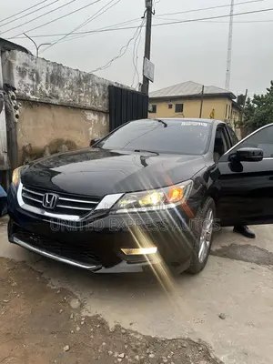 Honda Accord Touring V-6 4dr Sedan (3.5L 6cyl 6A) 2014 Black