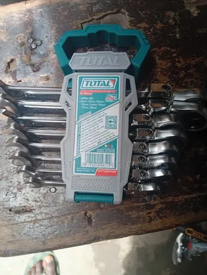 Ratchet Spanner Set Curve