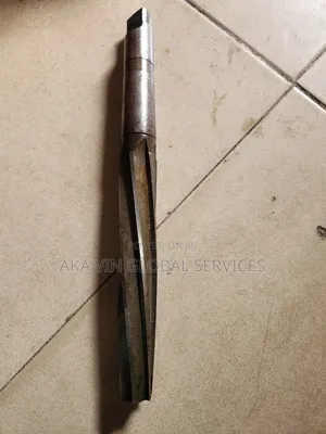 9/32 HSS Spiral Flute Hand Reamer