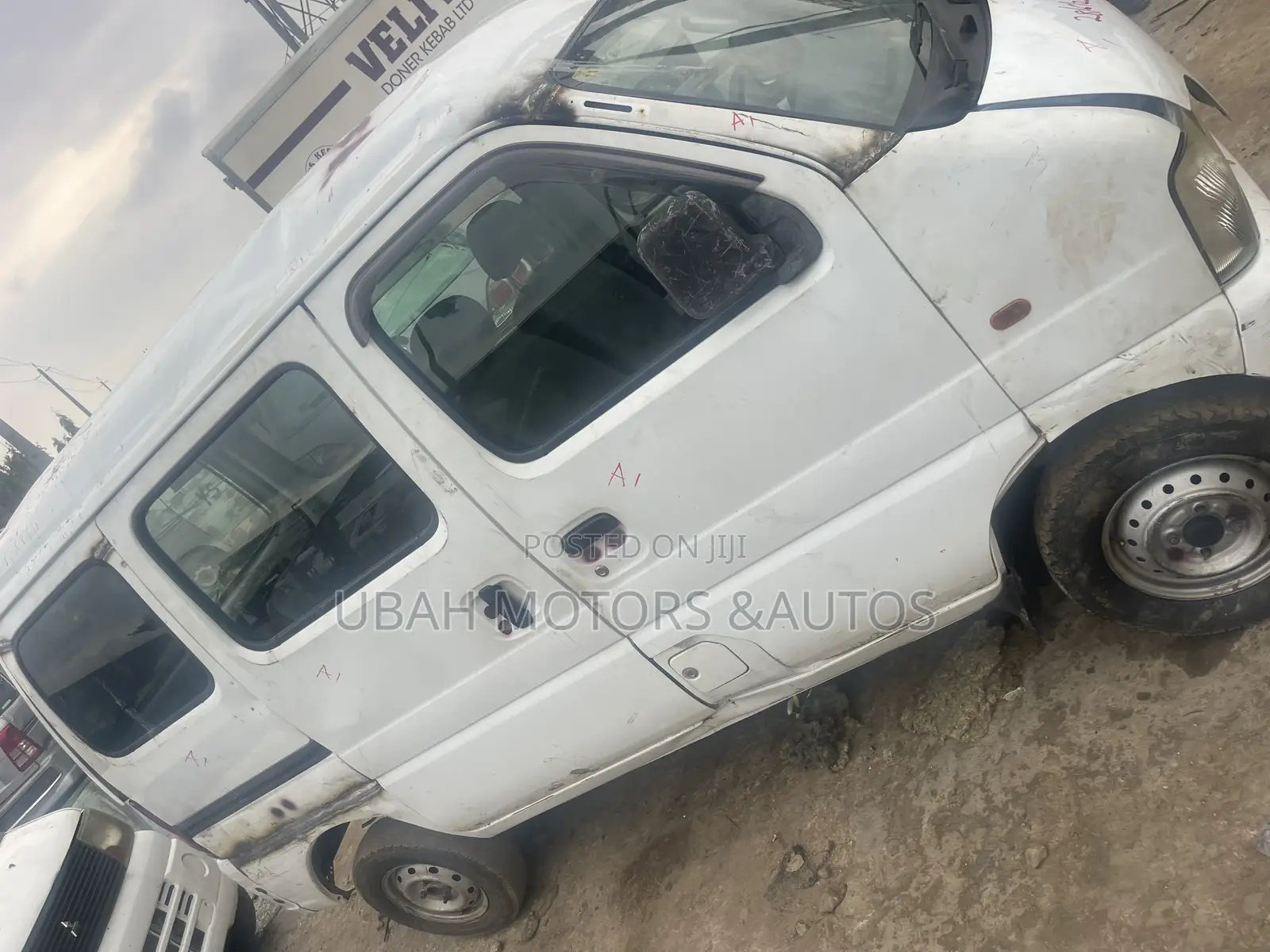 Suzuki Every 2005 White