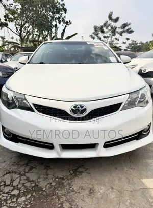 Toyota Camry 2013 White