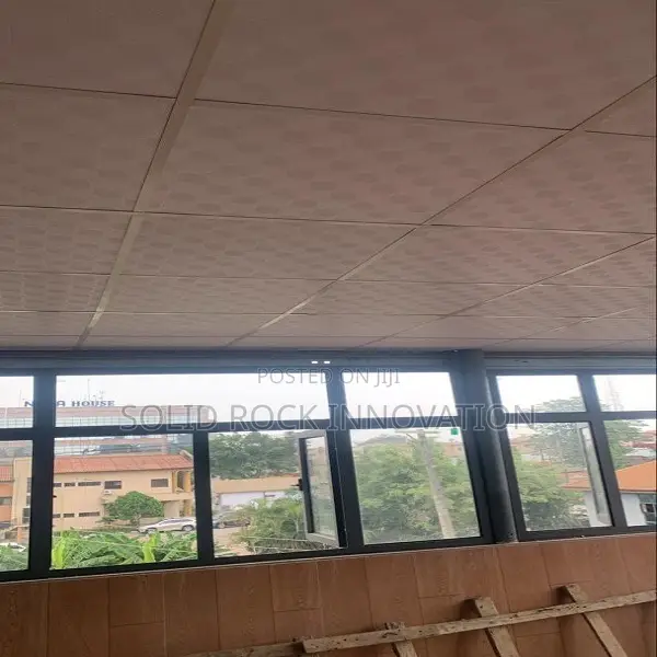 Laminated Suspended Ceiling With Grids