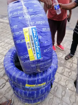 255/45r18 Accelera Tires