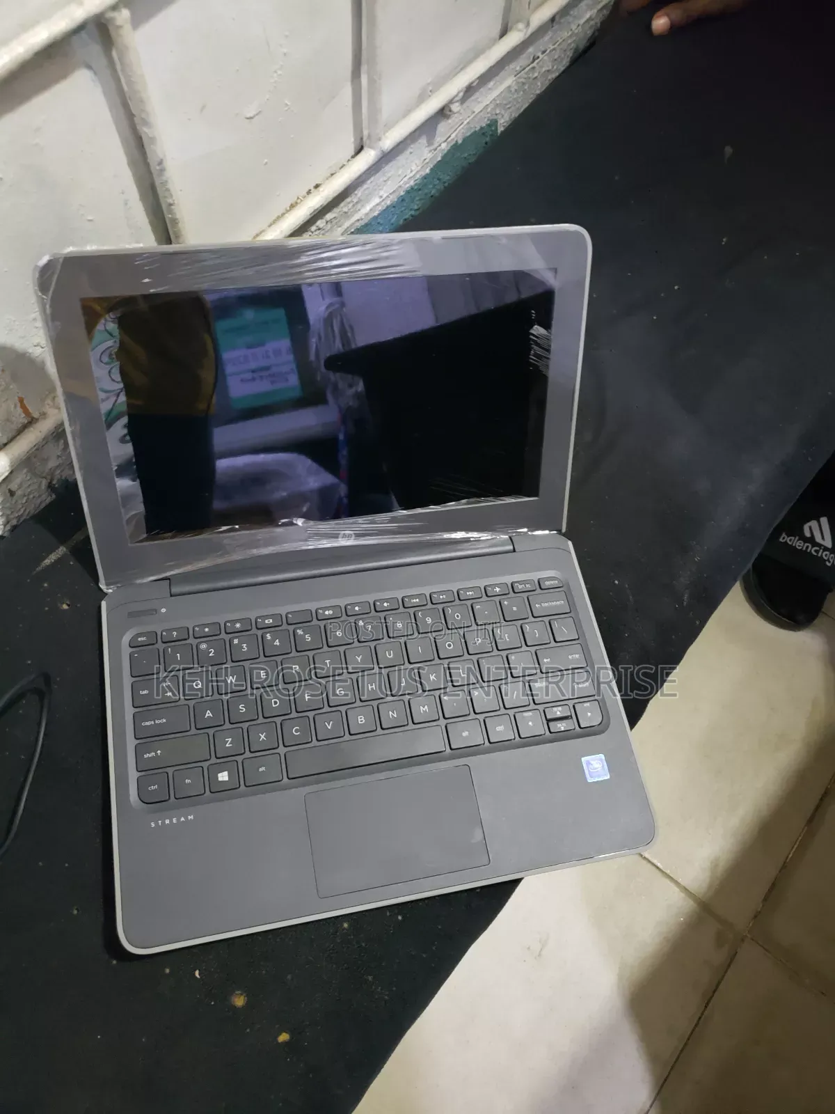 Laptop HP Stream 11-Ah110hr 4GB Intel Celeron SSD 128GB