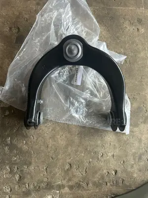 Upper Arm Grand Cherokee 2018