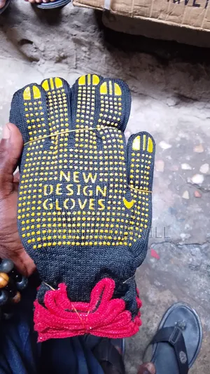 Sported Gloves