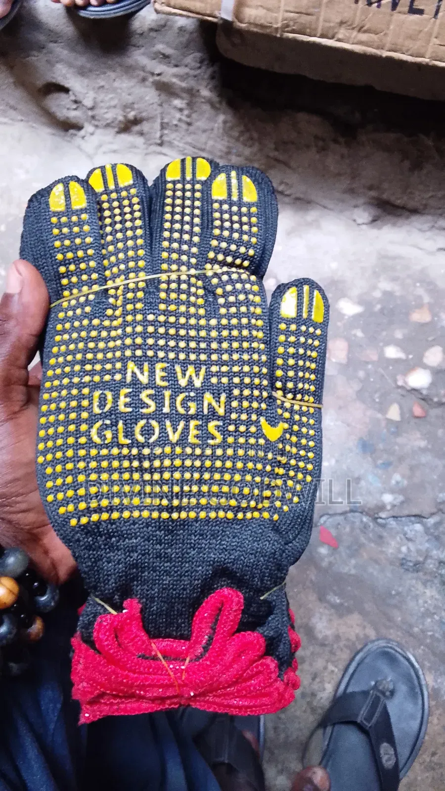 Sported Gloves