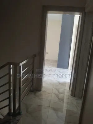 3bdrm Townhouse / Terrace in Gwarinpa for rent