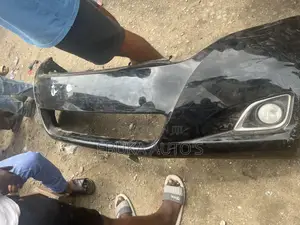 Toyota Venza Front Bumper Empty 2010