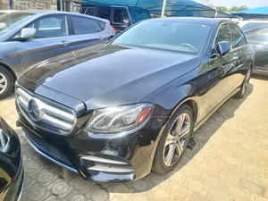 Mercedes-Benz E300 2018 Black