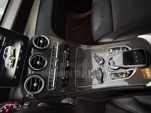 Mercedes-Benz GLC-Class 2019 Black