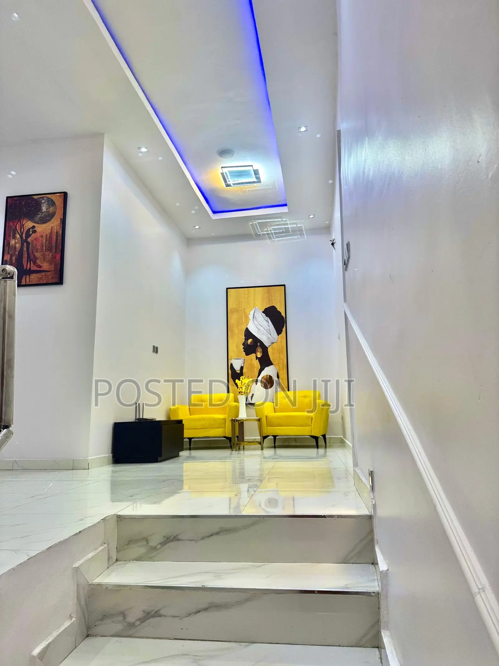 Service Apartment