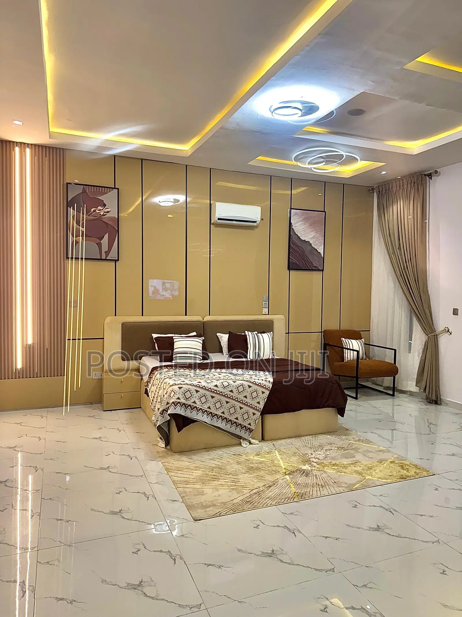 Service Apartment