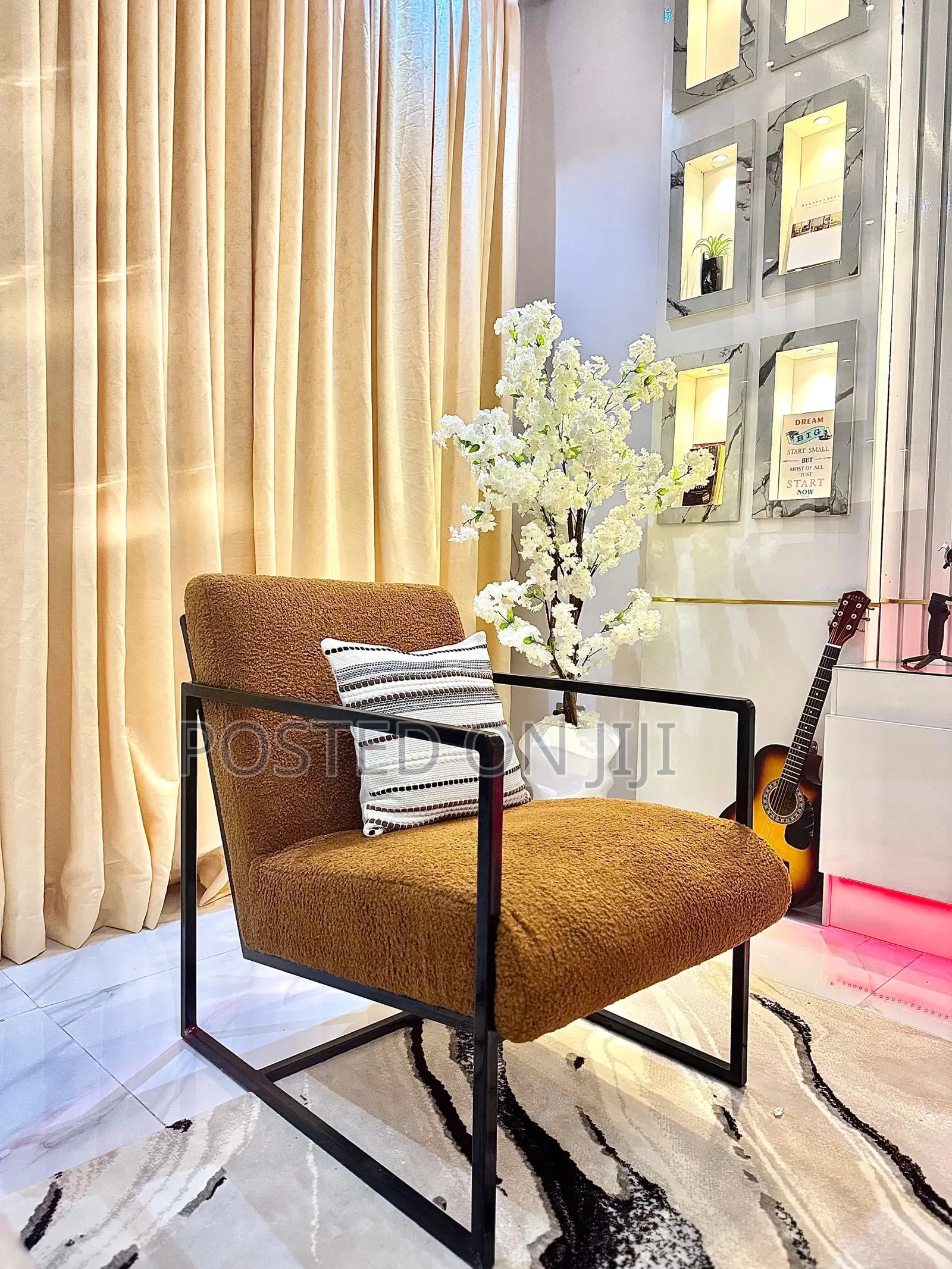 Service Apartment