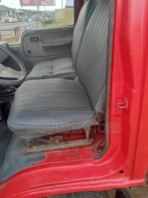 Nissan Cabstar 2004 Red