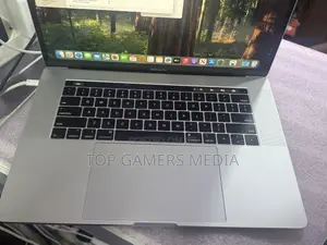 Laptop Apple MacBook Pro 2019 16GB Intel Core i7 SSD 512GB