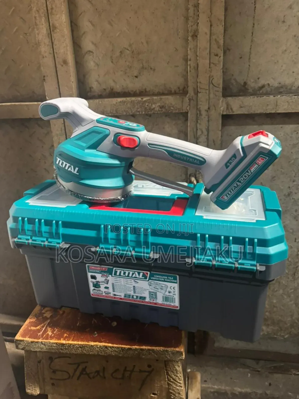 Total Tile Vibration Machine 20v