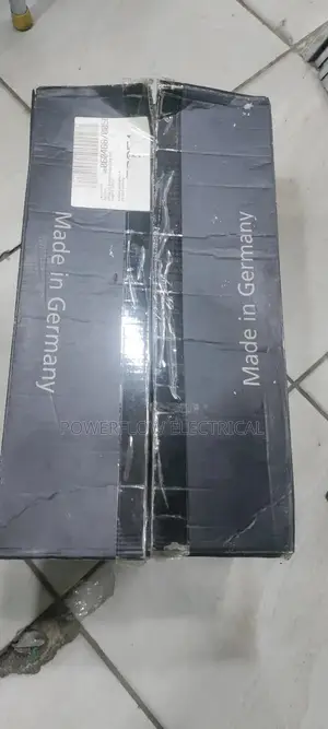 Distro Box