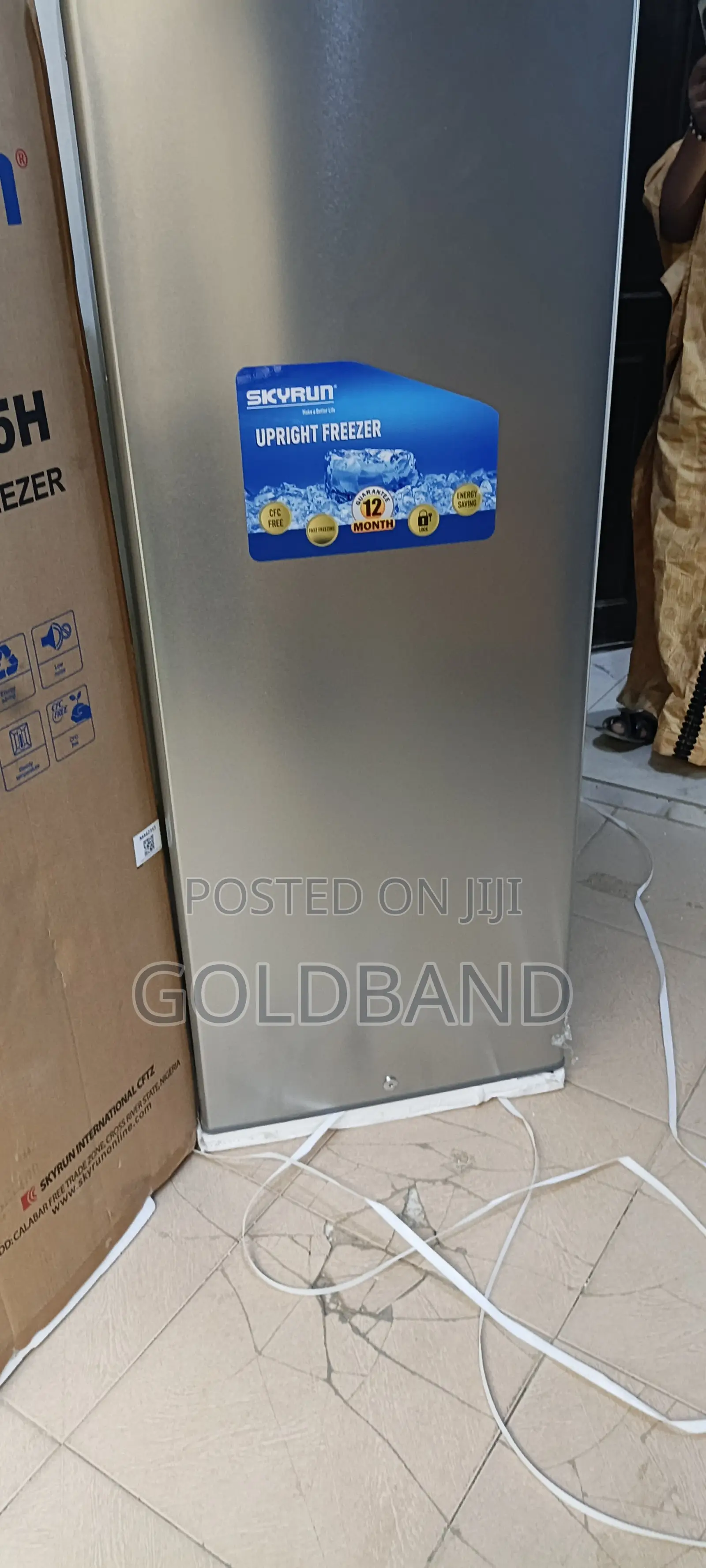 Skyrun 180l Upright Freezer – Compact Design