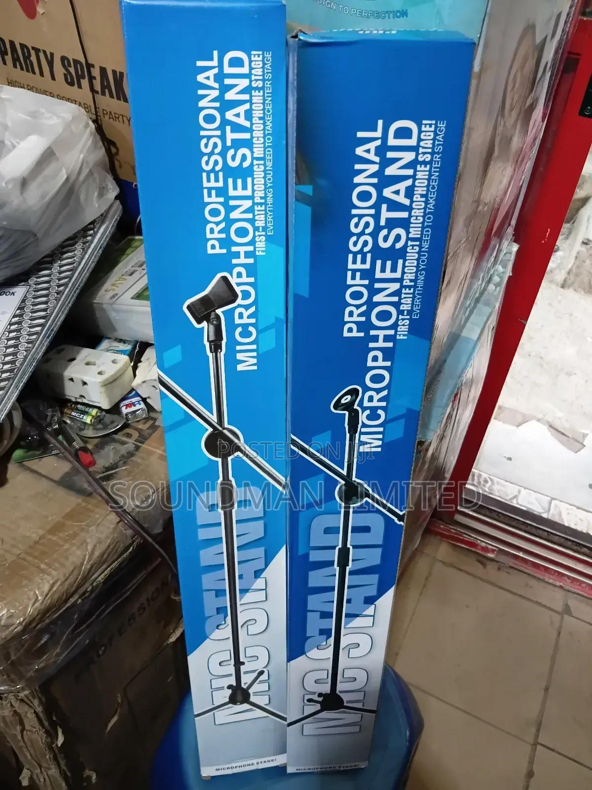 Professional Tripod Leg Adjustable Microphone Stand