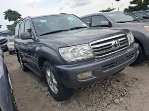 Toyota Land Cruiser 100 VX 4.7 V8 2005 Black
