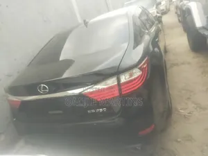 Lexus ES 2015 Black
