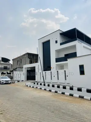 5bdrm Duplex in Ochacho Estate, Idu for sale