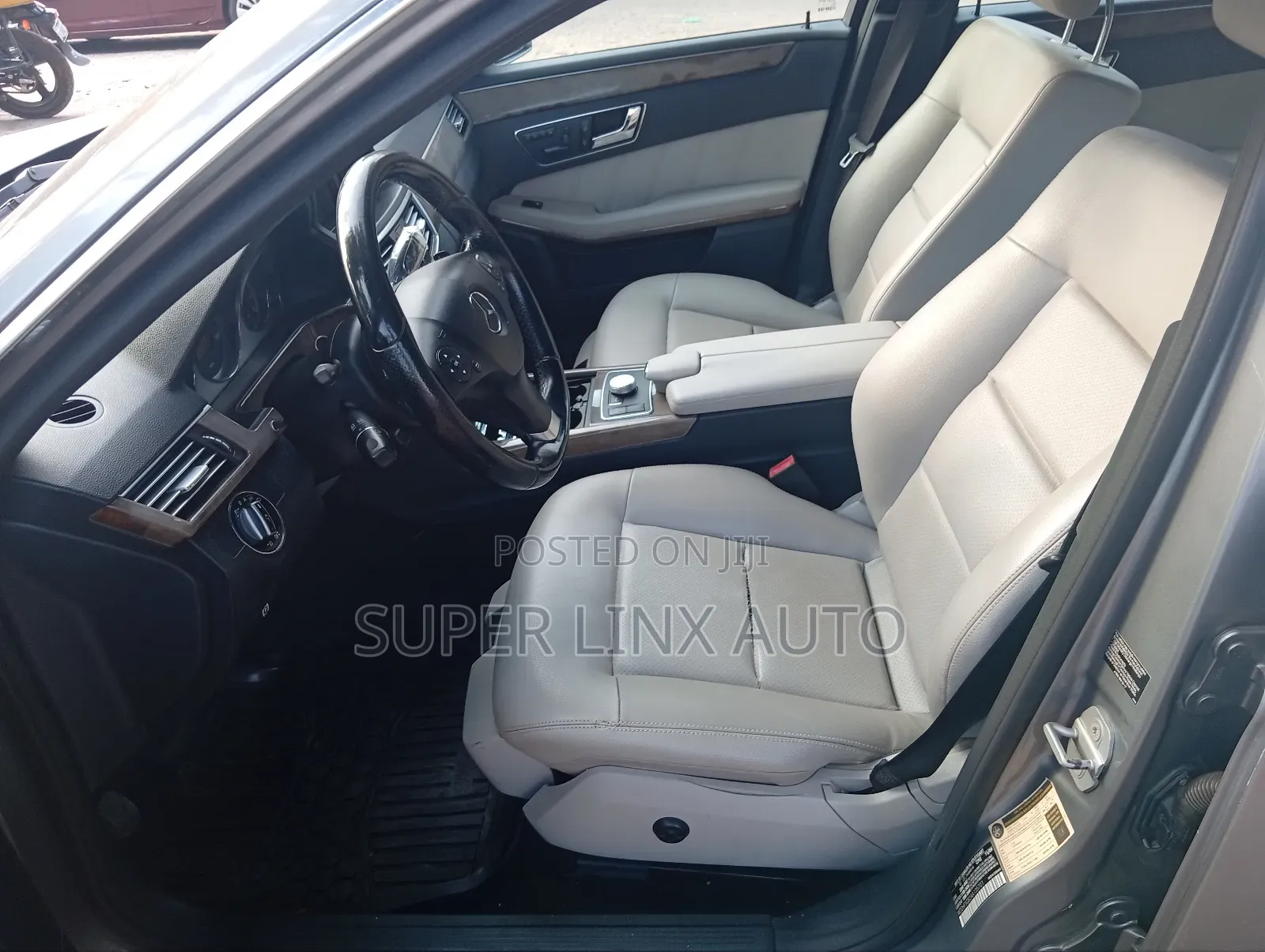 Mercedes-Benz E350 2010 Blue