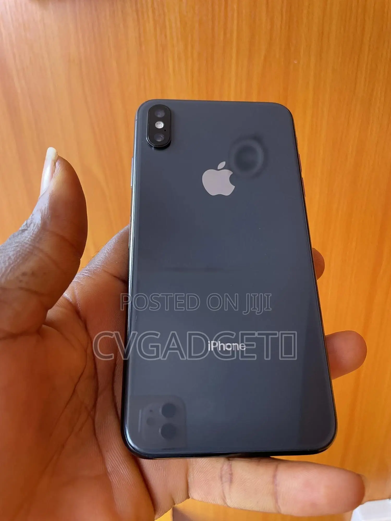 New Apple iPhone XS Max 64 GB Black