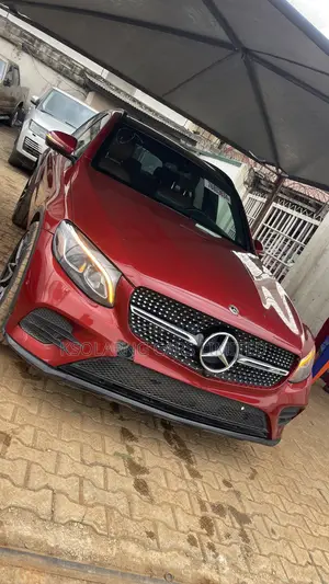 Mercedes-Benz GLC-Class 2018 Red