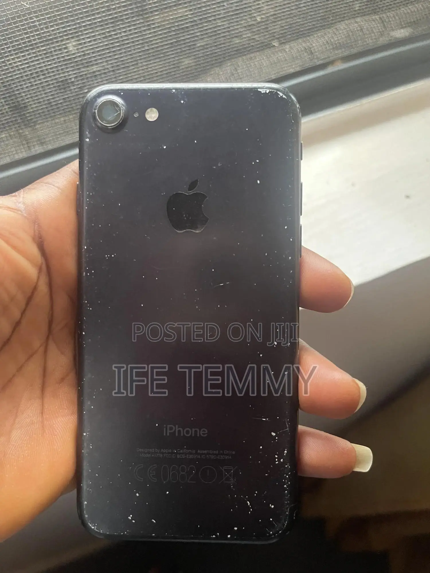 Apple iPhone 7 32 GB Black