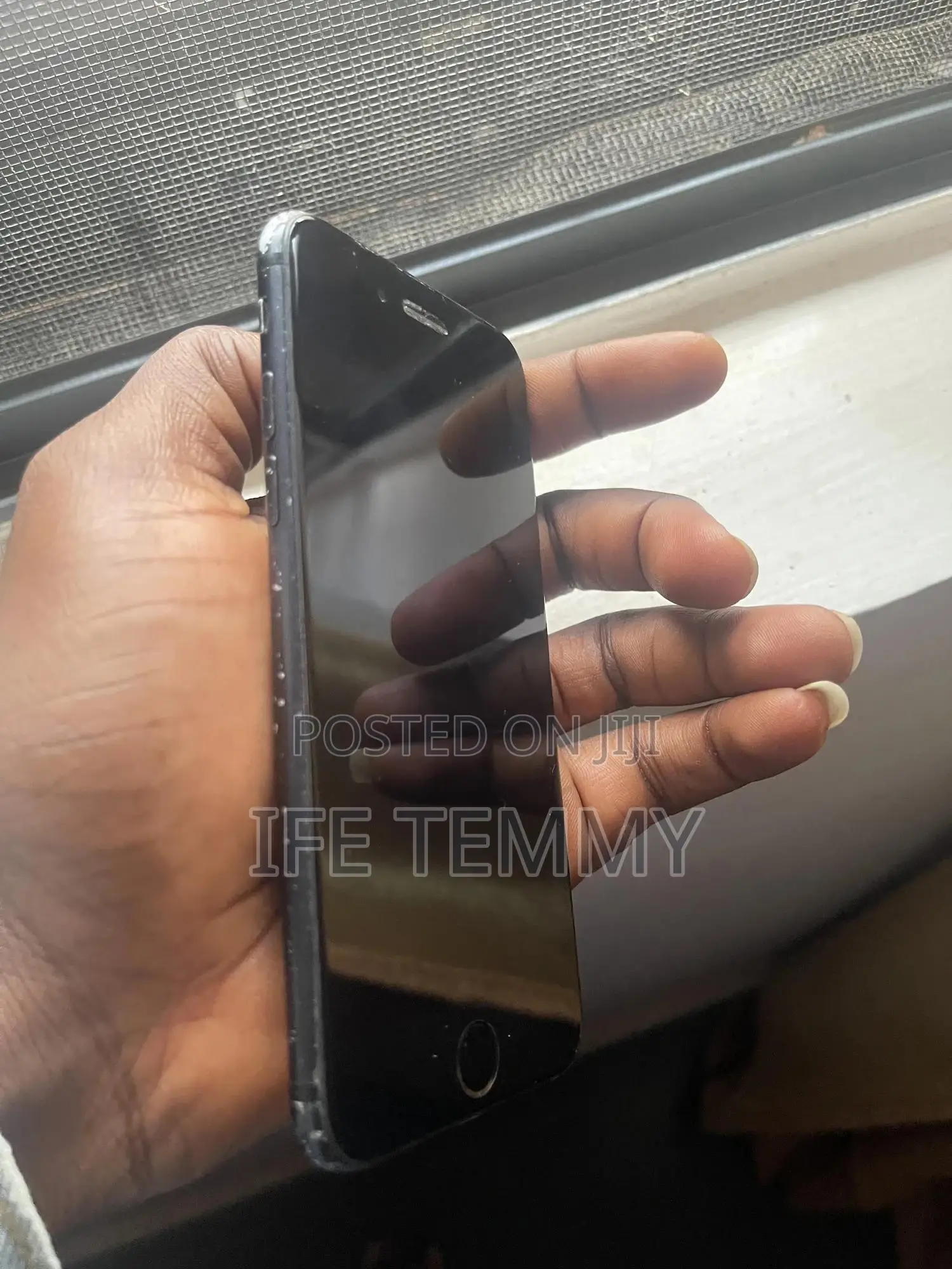 Apple iPhone 7 32 GB Black