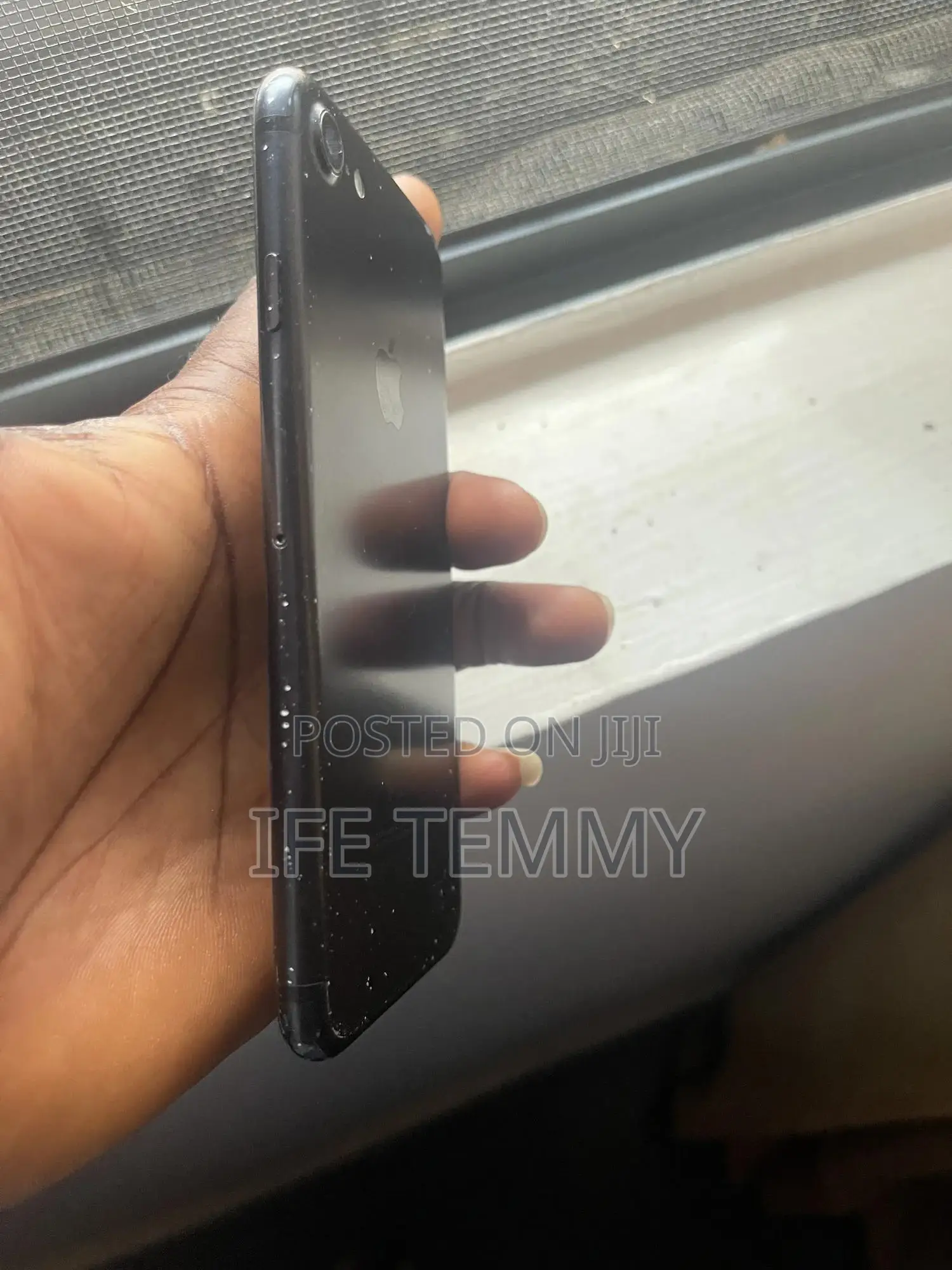 Apple iPhone 7 32 GB Black