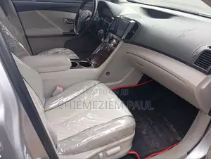 Toyota Venza V6 2011 Silver
